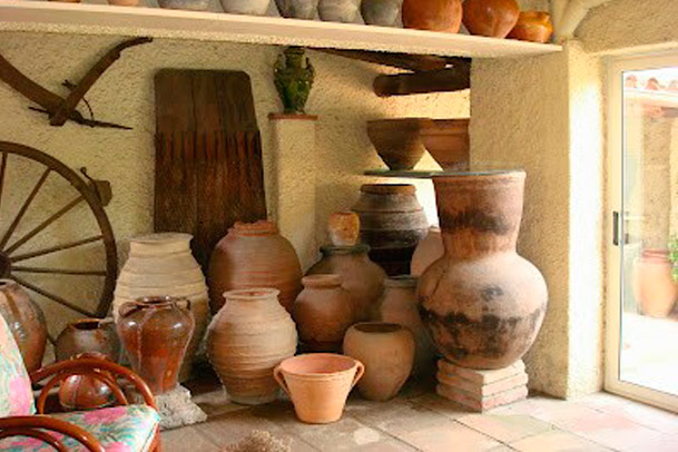 VISITA A LA COL·LECIÓ DE CERÀMICA PRE-INDUSTRIAL